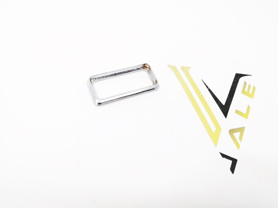 BMW 3-5 SERİSİ DÖRTLÜ DÜĞME ÇERÇEVESİ - KROM - E36.E34.E32 YAN SANAYİ