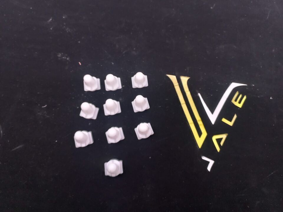 BMW 3-5 SERİSİ MARŞBİYEL KAPLAMA KLİPSİ KÜÇÜK E36.E34 10 LU YAN SANAYİ