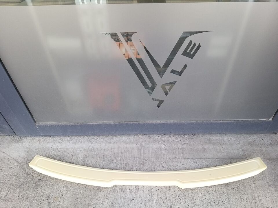 BMW 5 SERİSİ ARKA CAM ÜSTÜ SPOYLERİ E60 YAN SANAYİ