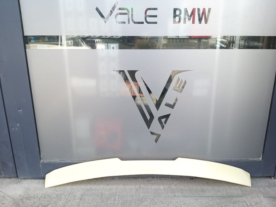 BMW 5 SERİSİ ARKA CAM ÜSTÜ SPOYLERİ E60 YAN SANAYİ