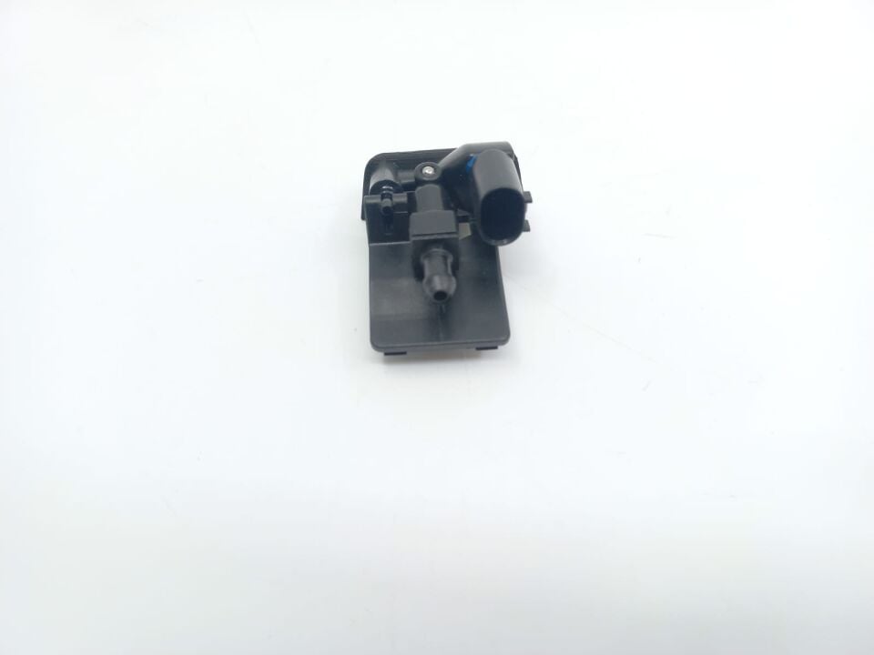 BMW X5 SERİSİ CAM SU FİSKİYE MEMESİ E70 YAN SANAYİ