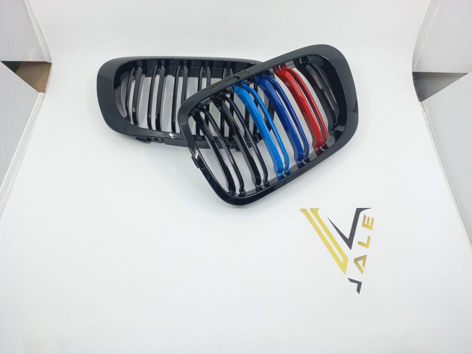 BMW 3 SERİSİ PANJUR SET - PARLAK SİYAH - ÇİFTLİ M RENKLİ E46/2.03/03< YAN SANAYİ