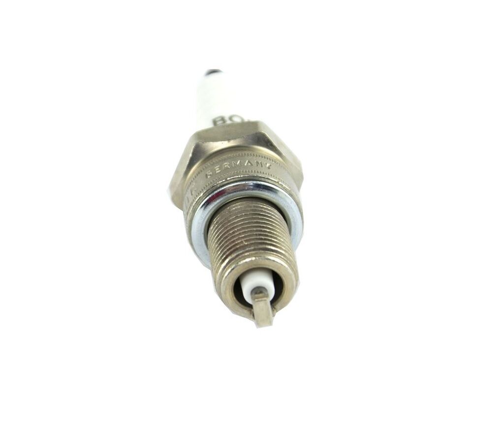 BMW 3 SERİSİ ATEŞLEME BUJİSİ E30.M20.M10 BOSCH