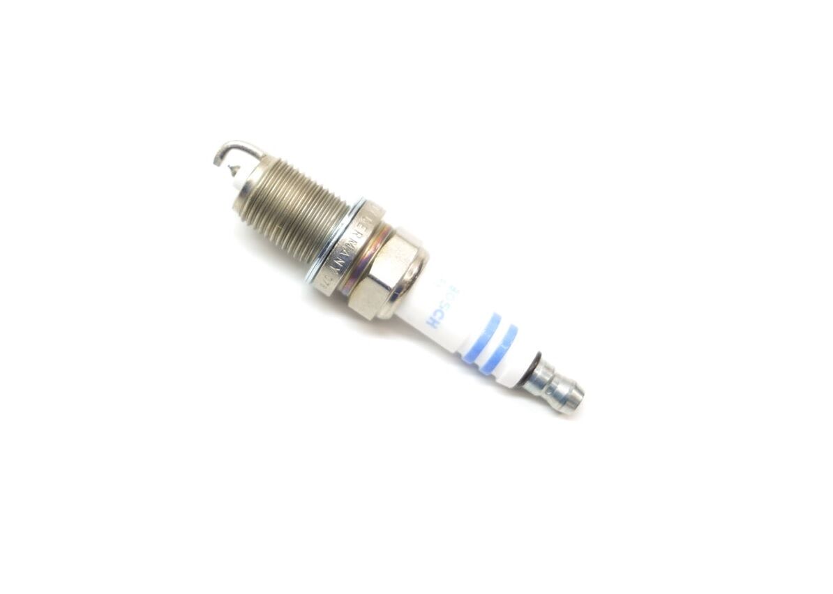 BMW 3-5 SERİSİ ATEŞLEME BUJİSİ E30.E32.E34.M40.M70 BOSCH
