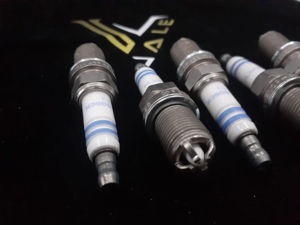 BMW 3-5 SERİSİ ATEŞLEME BUJİSİ E36.E39.E46.M54 BOSCH