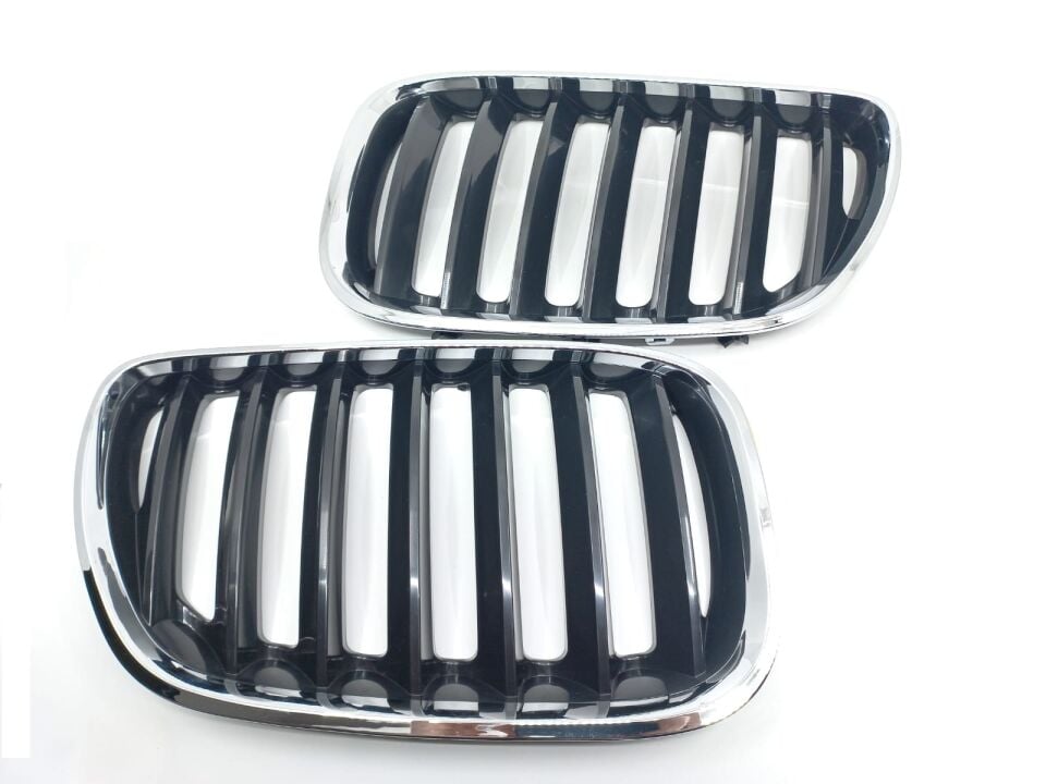 BMW X5 SERİSİ ÖN PANJUR BÖBREK TAKIMI R L DIŞI KROM İÇİ SİYAH E53.Y.M. YAN SANAYİ