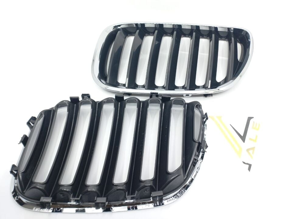 BMW X5 SERİSİ ÖN PANJUR BÖBREK TAKIMI R L DIŞI KROM İÇİ SİYAH E53.Y.M. YAN SANAYİ