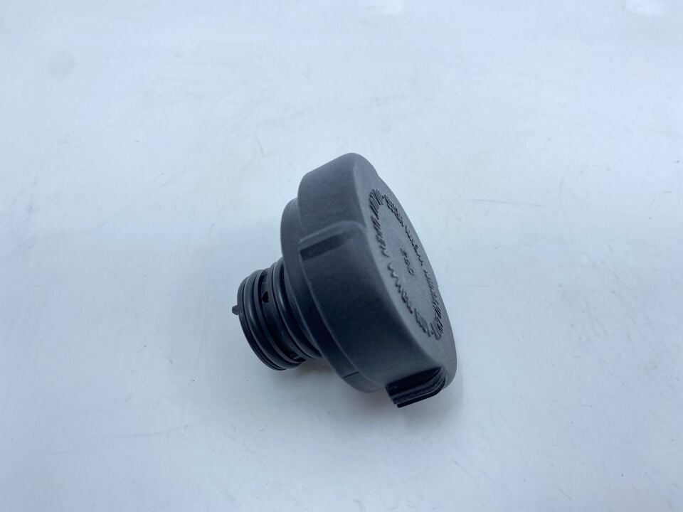BMW 3-5 SERİSİ RADYATÖR KAPAĞI 2,0 BAR E39.E46.E36.E60.F10 FEBİ