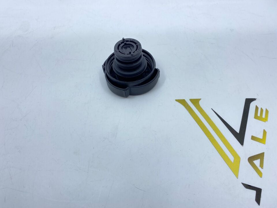 BMW 3-5 SERİSİ RADYATÖR KAPAĞI 2,0 BAR E39.E46.E36.E60.F10 FEBİ