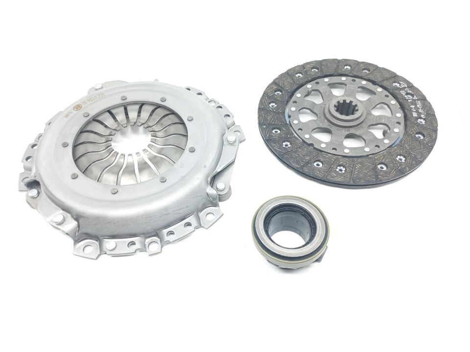 BMW 3-5 SERİSİ DEBRİYAJ SETİ E30.E36.E34.M42.M43.M44 LUK