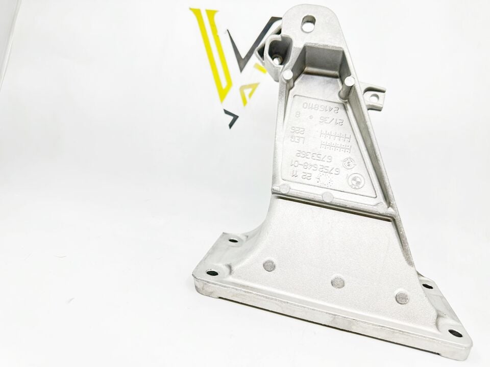 BMW 5 SERİSİ MOTOR KULAĞI - R - ALUMİNYUM E39 ORJİNAL