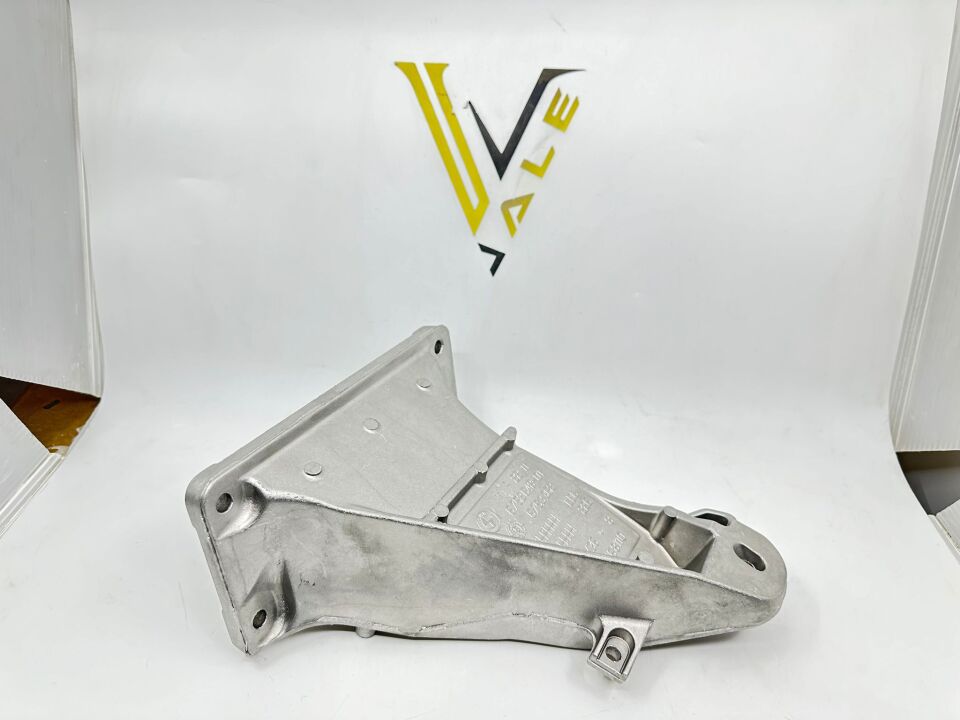 BMW 5 SERİSİ MOTOR KULAĞI - R - ALUMİNYUM E39 ORJİNAL