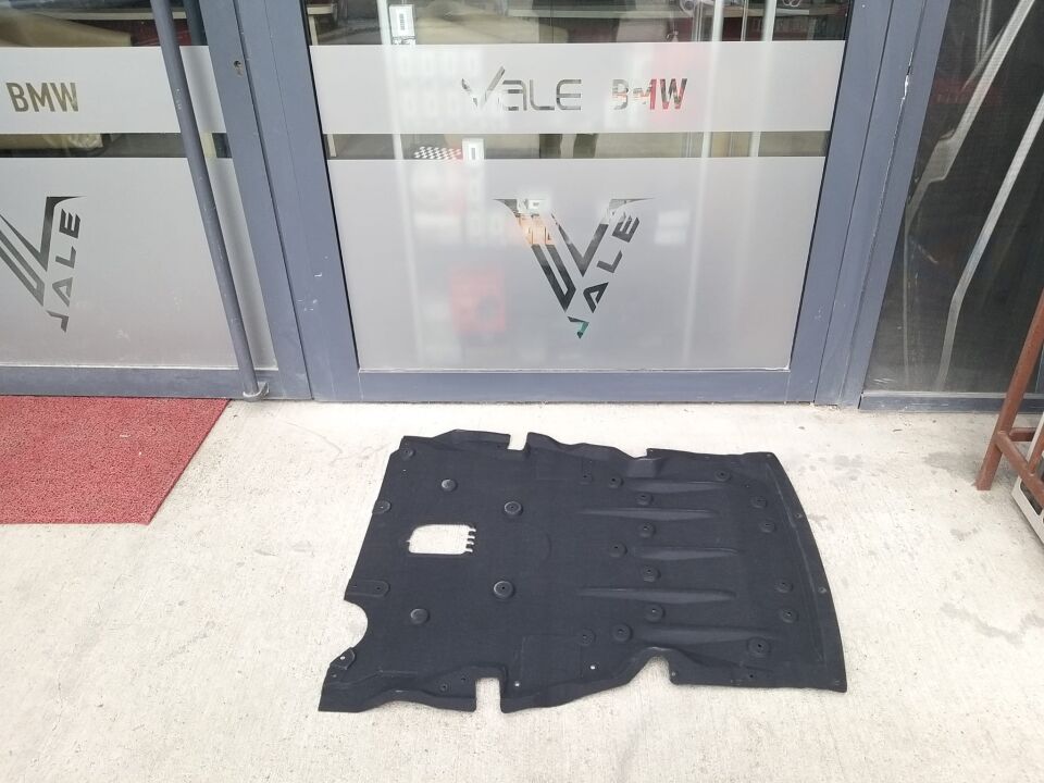 BMW 1-3 SERİSİ MOTOR ALT MUHAFAZA BAKALİTİ - KEÇE - F20.F30 YAN SANAYİ