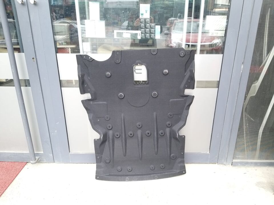 BMW 1-3 SERİSİ MOTOR ALT MUHAFAZA BAKALİTİ - KEÇE - F20.F30 YAN SANAYİ