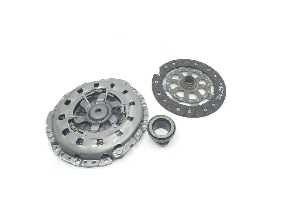 BMW 1-3 SERİSİ DEBRİYAJ SETİ E46.E87.N40.N46.N42.N45 LUK