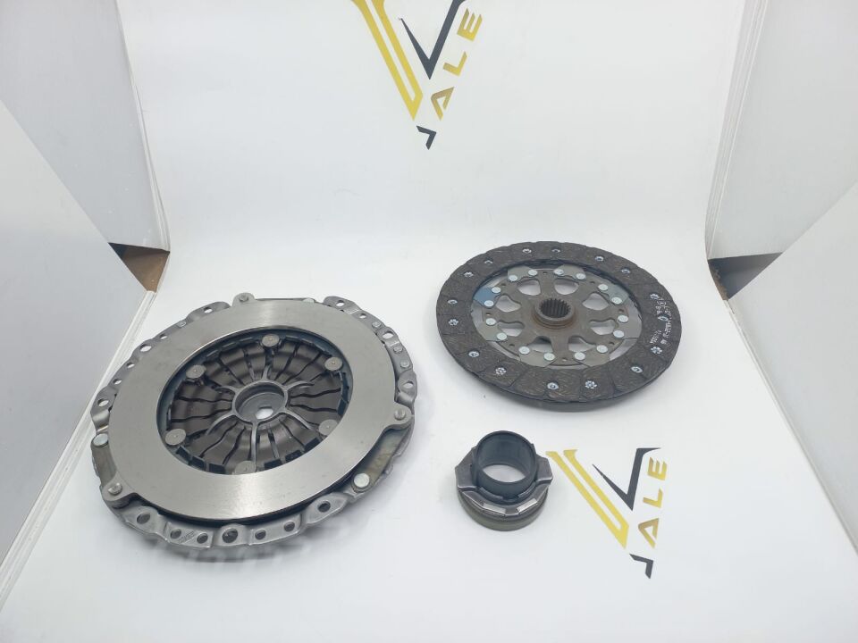 BMW 1-3 SERİSİ DEBRİYAJ SETİ E46.E87.N40.N46.N42.N45 LUK