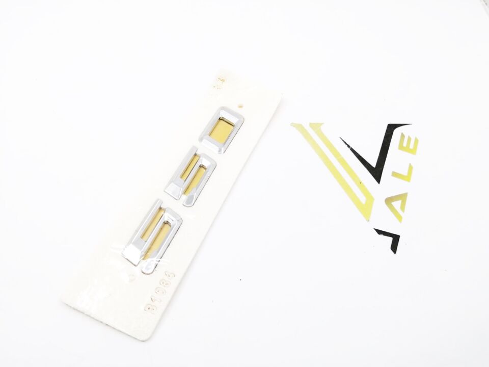 BMW 5 SERİSİ BAGAJ AMBLEM - 550 - YAZISI E34.E39.E60.F10.G30 YAN SANAYİ