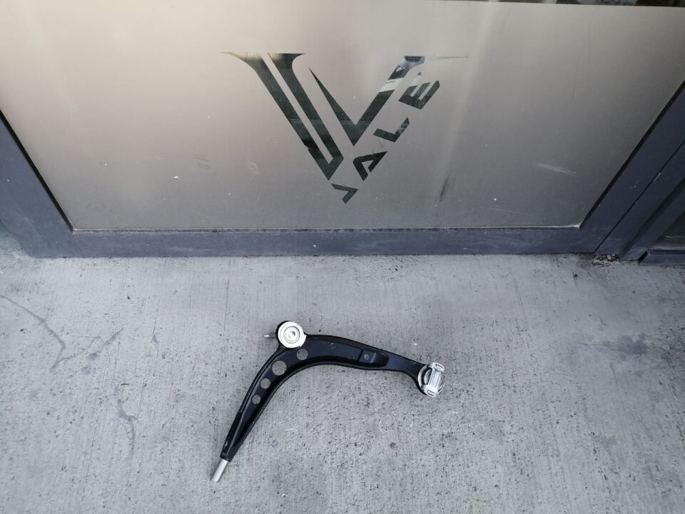 BMW 3 SERİSİ ÖN SALINCAK - L - E36 LEMFÖRDER