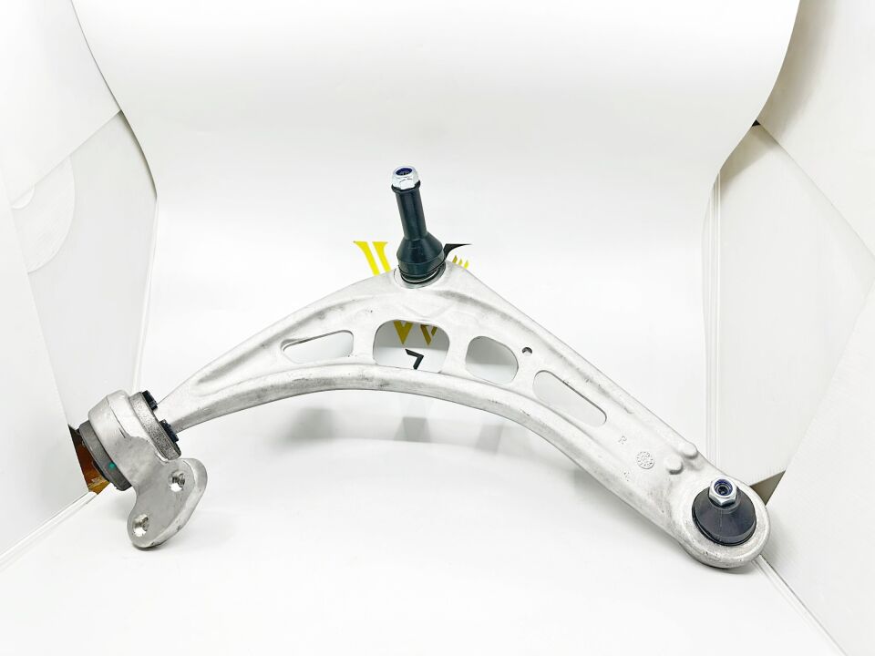 BMW 3 SERİSİ ÖN SALINCAK R - BURÇLU - E46 YAN SANAYİ