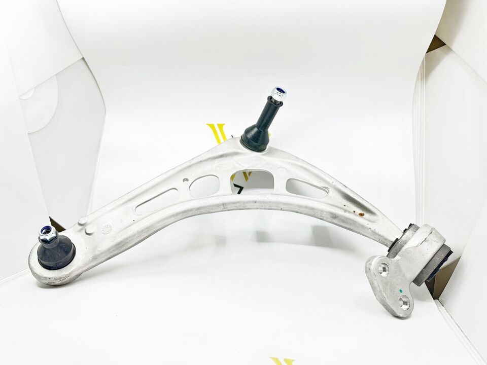 BMW 3 SERİSİ ÖN SALINCAK L - BURÇLU - E46 YAN SANAYİ