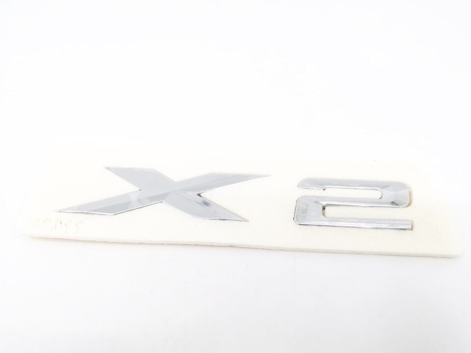 BMW X2 SERİSİ BAGAJ AMBLEM - X2 - YAZISI F39 YAN SANAYİ