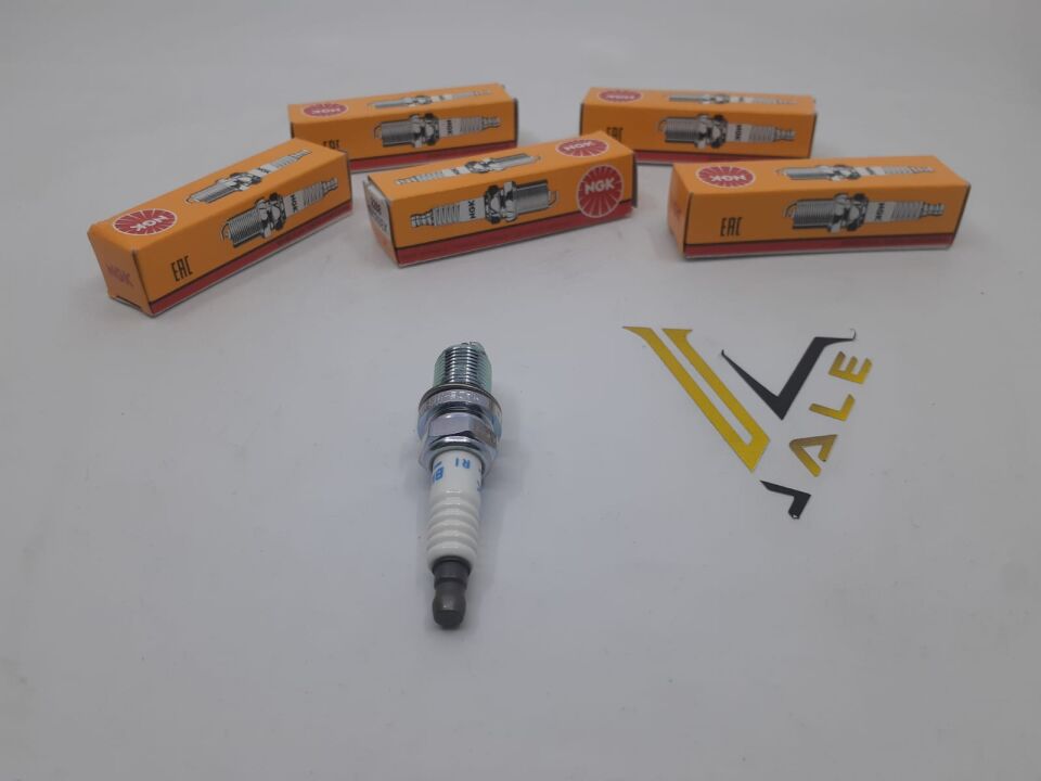BMW 3 - 5 SERİSİ ATEŞLEME BUJİSİ 2288 E30.E36.E39.M40.M43.M50.M52 NGK