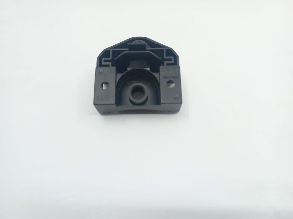 BMW 3 SERİSİ RADYATÖR ALT AYAĞI E36 YAN SANAYİ