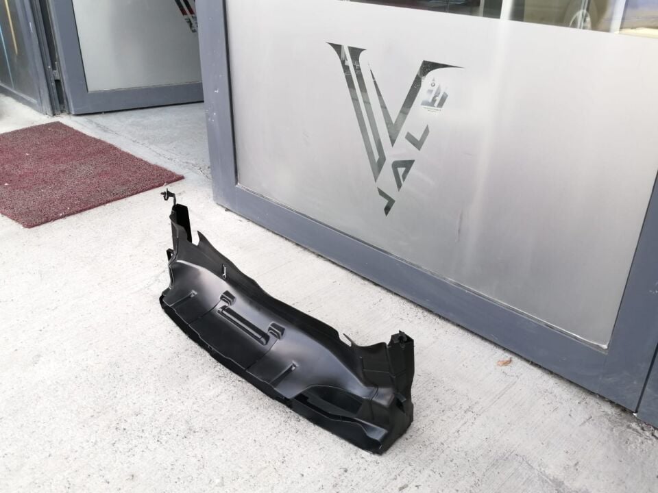 BMW 1-3 SERSİ ÖN HAVALANDIRMA ALT BAKALİTİ F20.F30 YAN SANAYİ