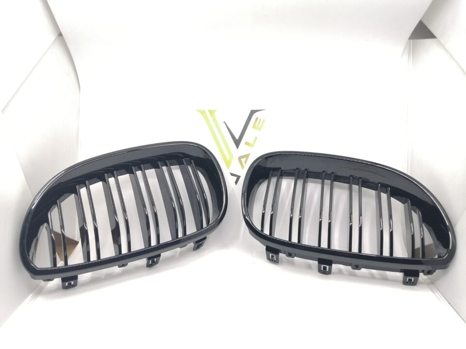 NMW 5 SERİSİ PANJUR TAKIMI PARLAK SİYAH ÇİFTLİ E60 YAN SANAYİ