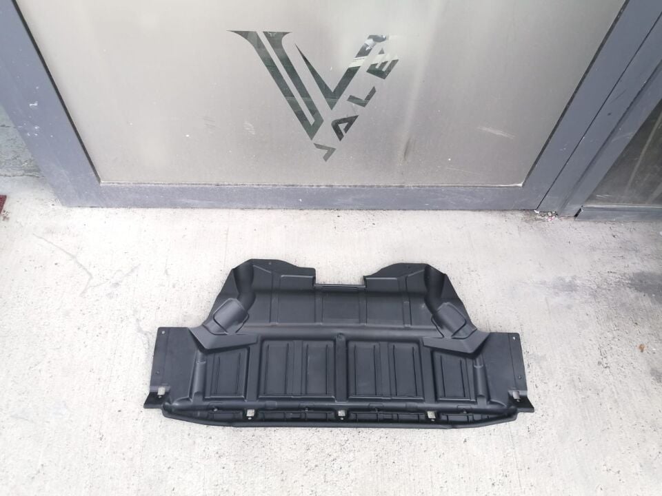 BMW X5 SERİSİ MOTOR ALT MUHAFAZA BAKALİTİ E53.M57N YAN SANAYİ