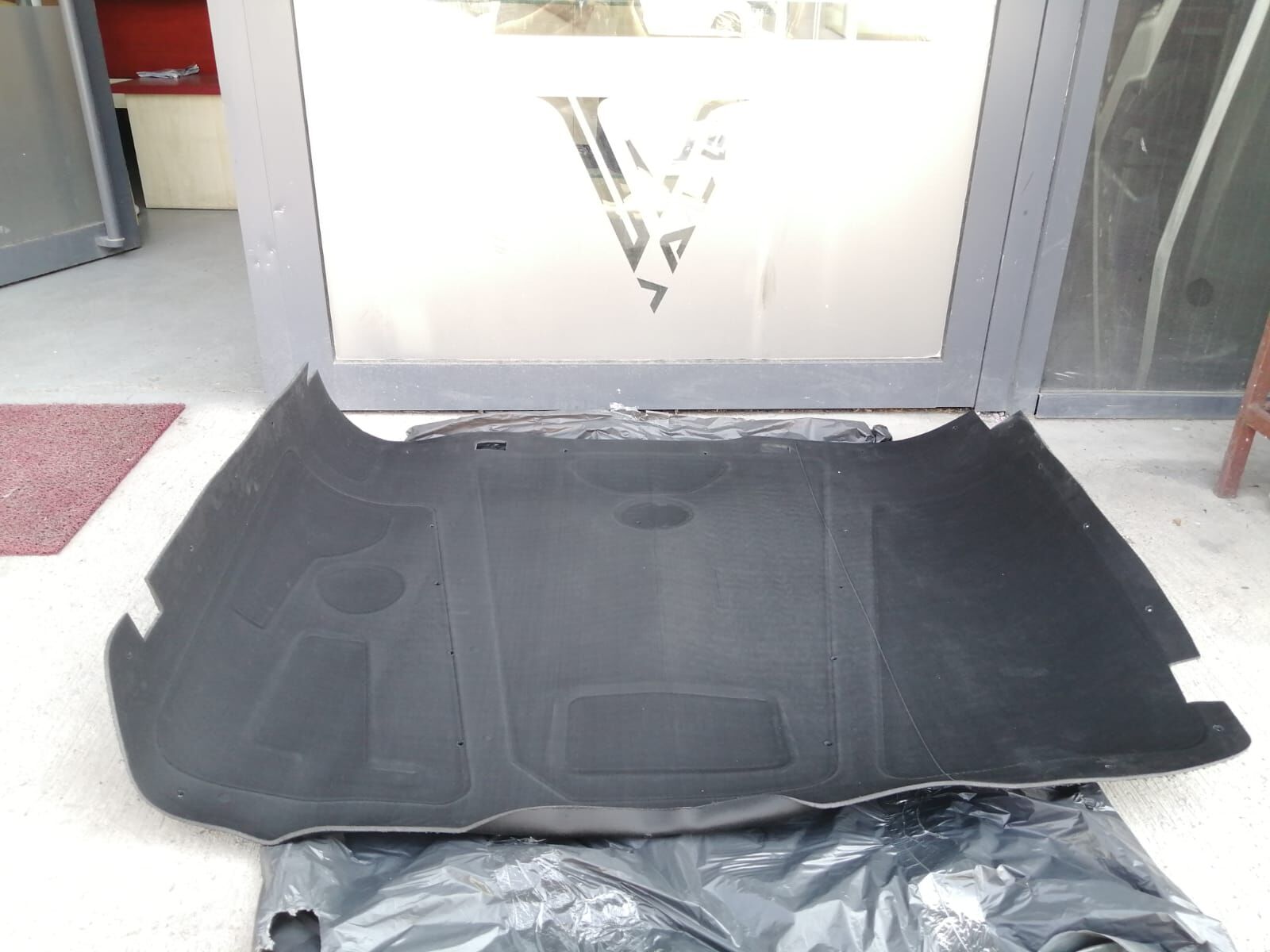 BMW 5 SERİSİ MOTOR KAPUT İZALASYON KEÇESİ E34 YAN SANAYİ