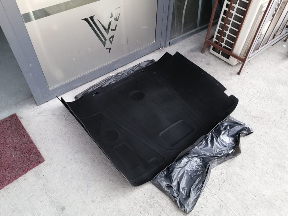 BMW 5 SERİSİ MOTOR KAPUT İZALASYON KEÇESİ E34 YAN SANAYİ