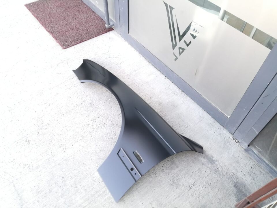 BMW 5 SERİSİ ÖN ÇAMURLUK - L - DELİKLİ - E39 YAN SANAYİ