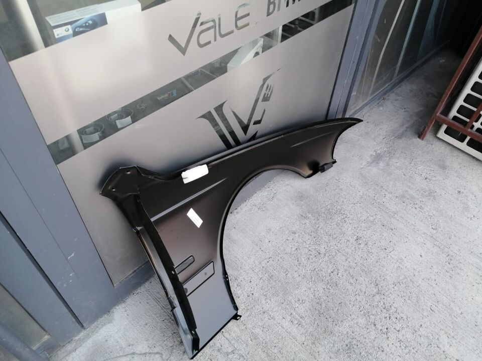 BMW 5 SERİSİ ÖN ÇAMURLUK - L - DELİKLİ - E39 YAN SANAYİ