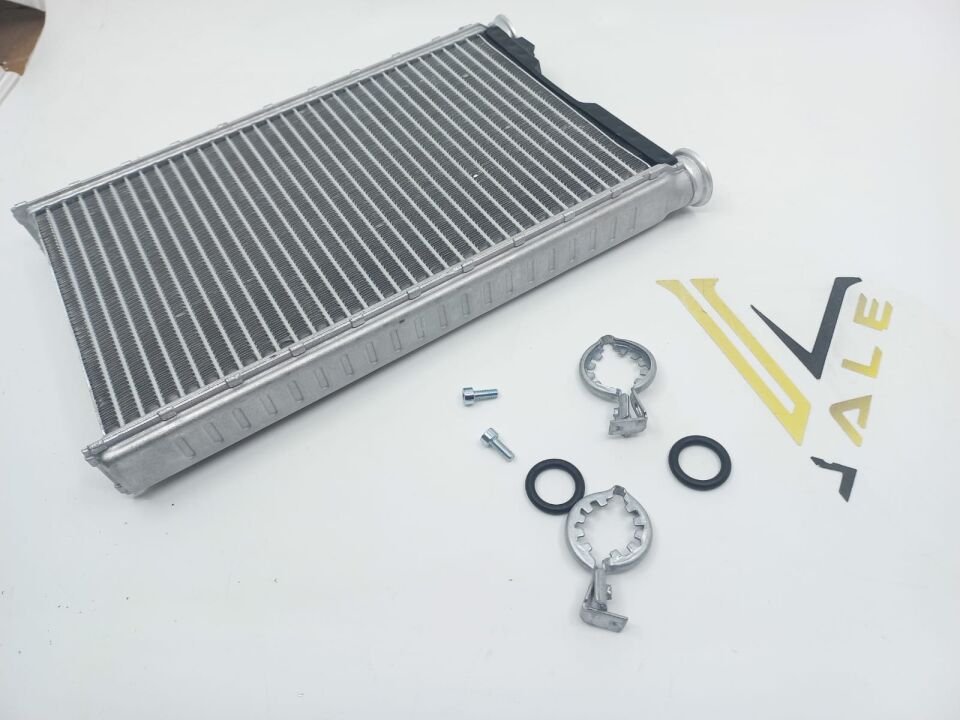 BMW 1-3 SERİSİ KALORİFER RADYATÖRÜ 2 AĞIZDA GENİŞ E87.E90.E90LCİ BEHR