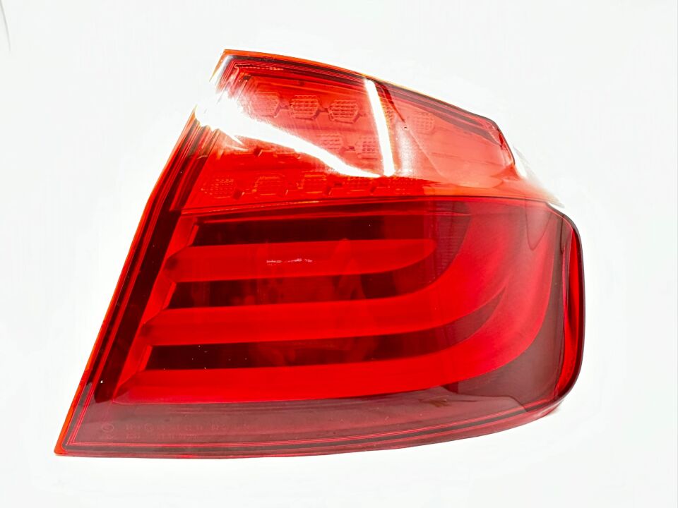 BMW 5 SERİSİ DIŞ STOP LAMBASI - R - F10 YAN SANAYİ