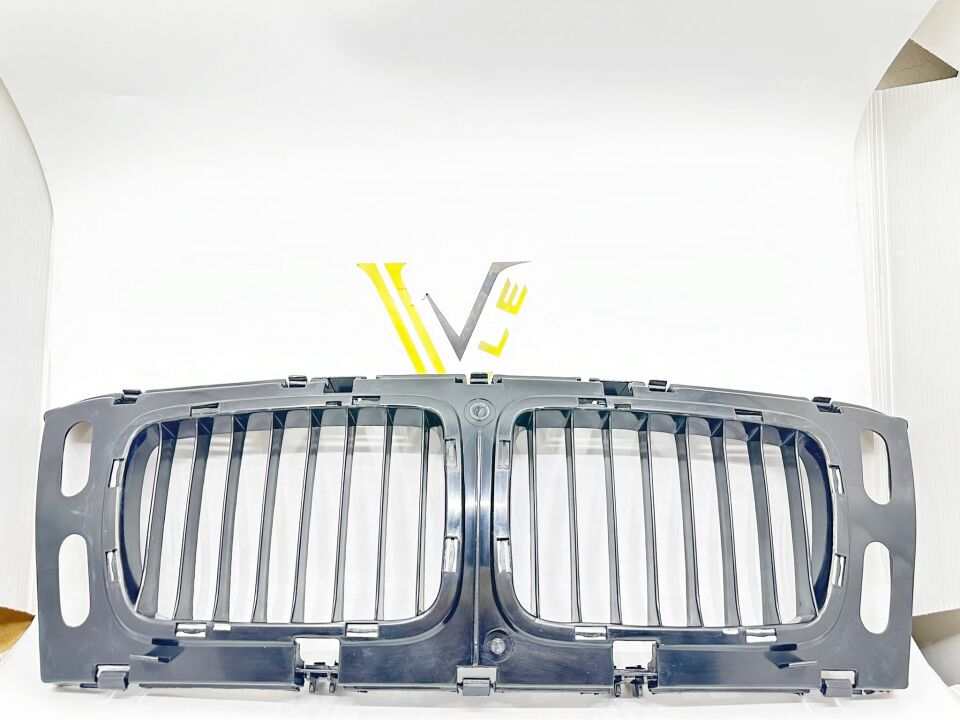 BMW 5 SERİSİ PANJUR ORTA - KROMSUZ - E34.Y.M YAN SANAYİ