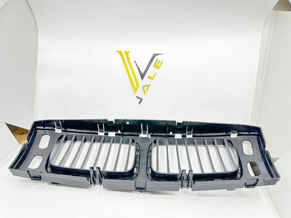 BMW 5 SERİSİ PANJUR ORTA - KROMSUZ - E34.Y.M YAN SANAYİ