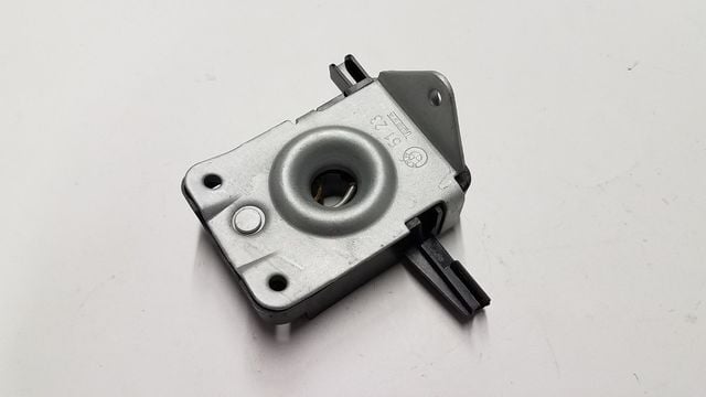 BMW 3 SERİSİ KAPUT KİLİT ALT KARŞILIĞI L - SOL E36 ORJİNAL