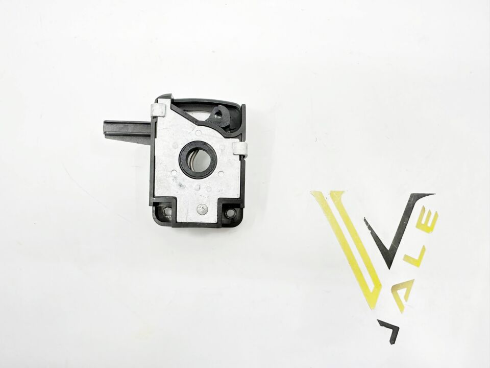 BMW 3 SERİSİ KAPUT KİLİT ALT KARŞILIĞI - R - E36 ORJİNAL