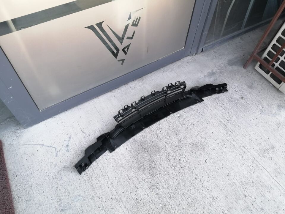 BMW 3 SERİSİ ORTA IZGARA F30 LCİ YAN SANAYİ