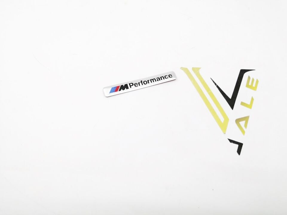 BMW 3-5 SERİSİ TORPİDO ÜSTÜ M PERFORMANCE YAZISI LOGO E36.E46.E60.E90.E39.F10.F20.F30. YAN SANAYİ