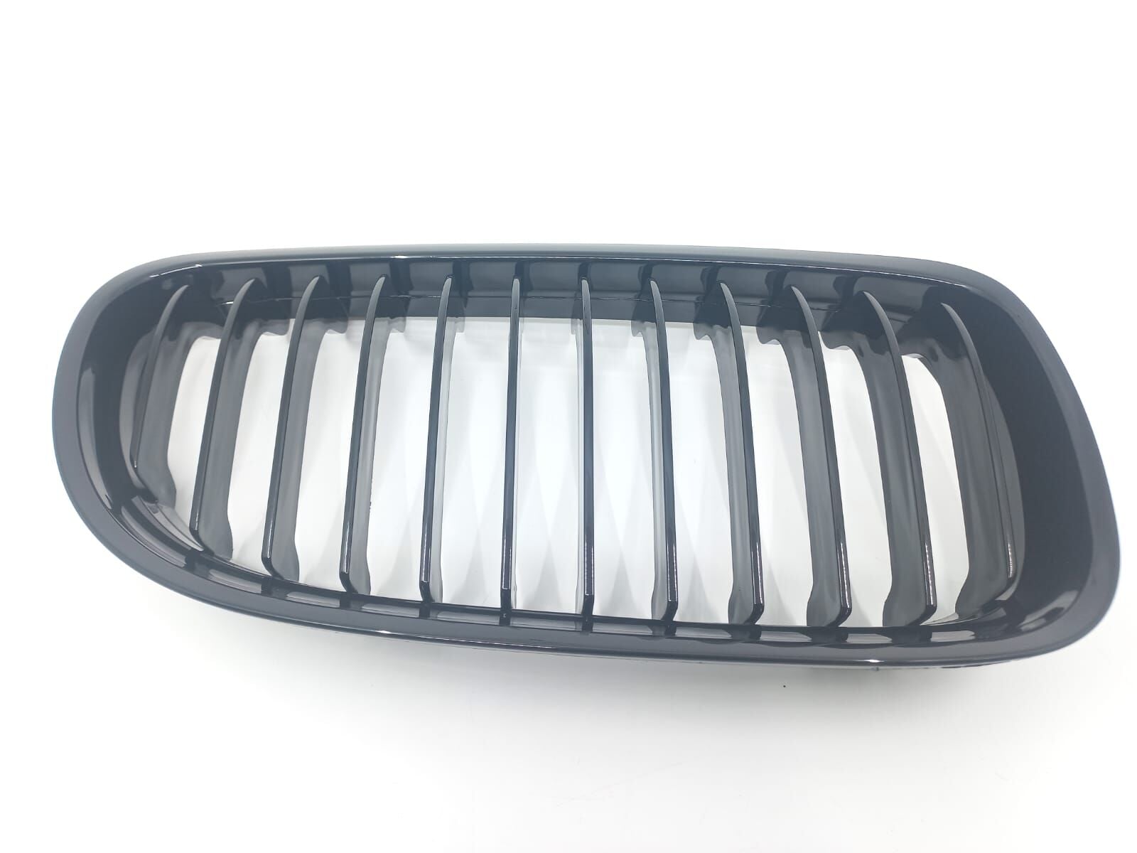 BMW 3 SERİSİ PANJUR - R -  PARLAK SİYAH - E90.LCI YAN SANAYİ