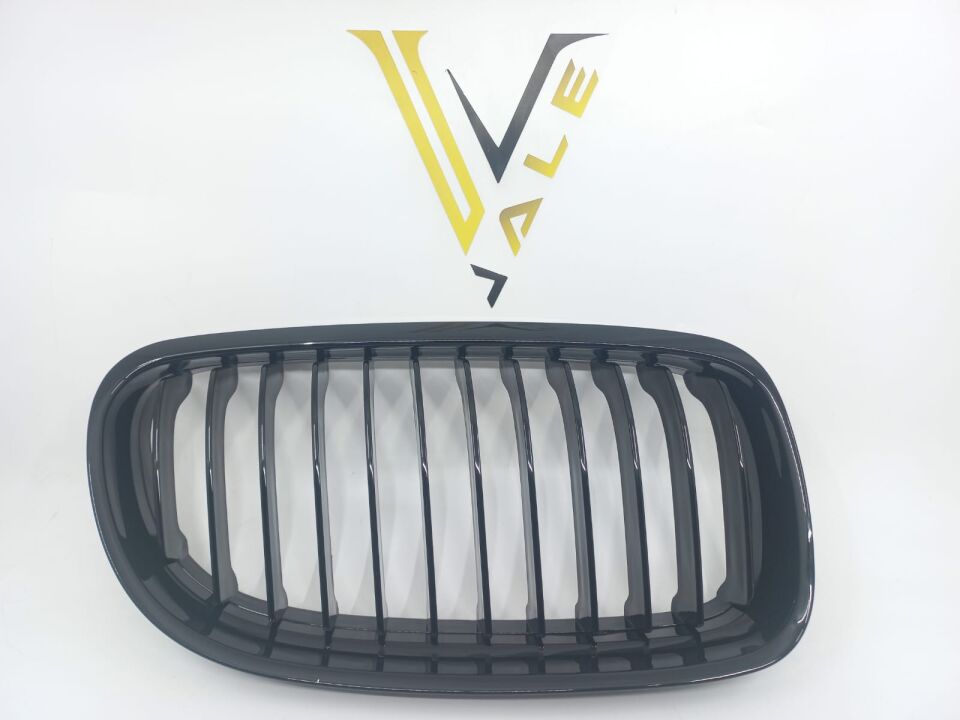 BMW 3 SERİSİ PANJUR - R -  PARLAK SİYAH - E90.LCI YAN SANAYİ