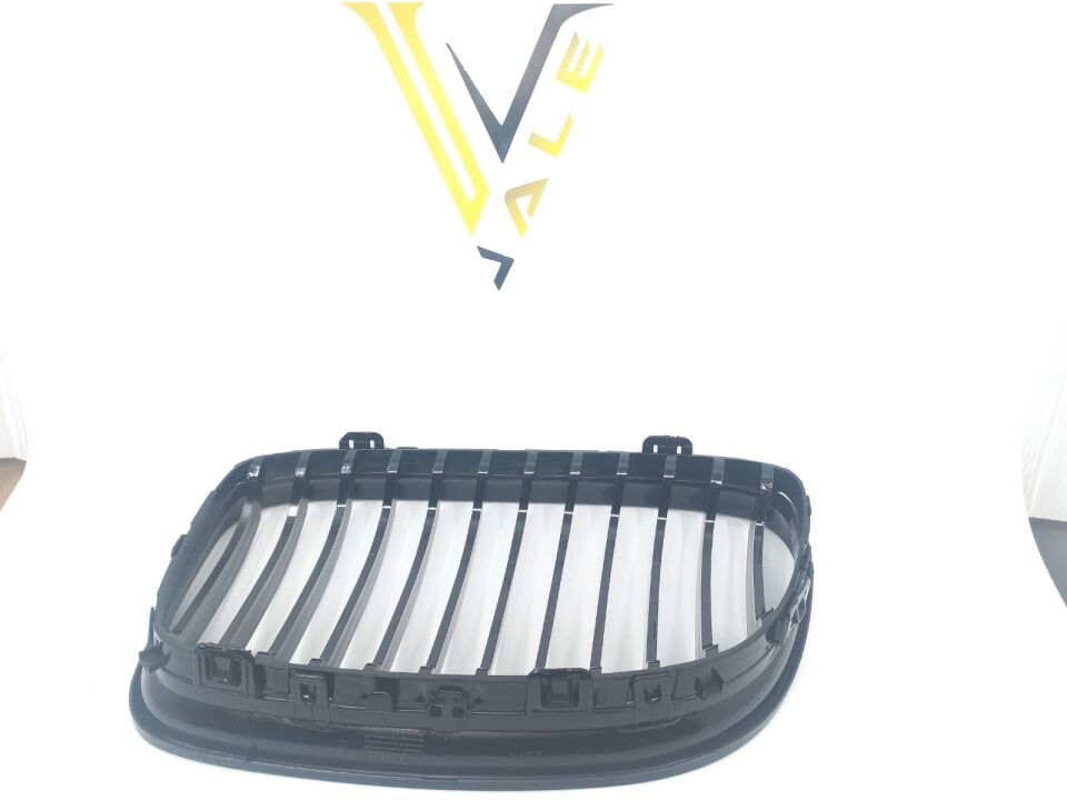 BMW 3 SERİSİ PANJUR - R -  PARLAK SİYAH - E90.LCI YAN SANAYİ