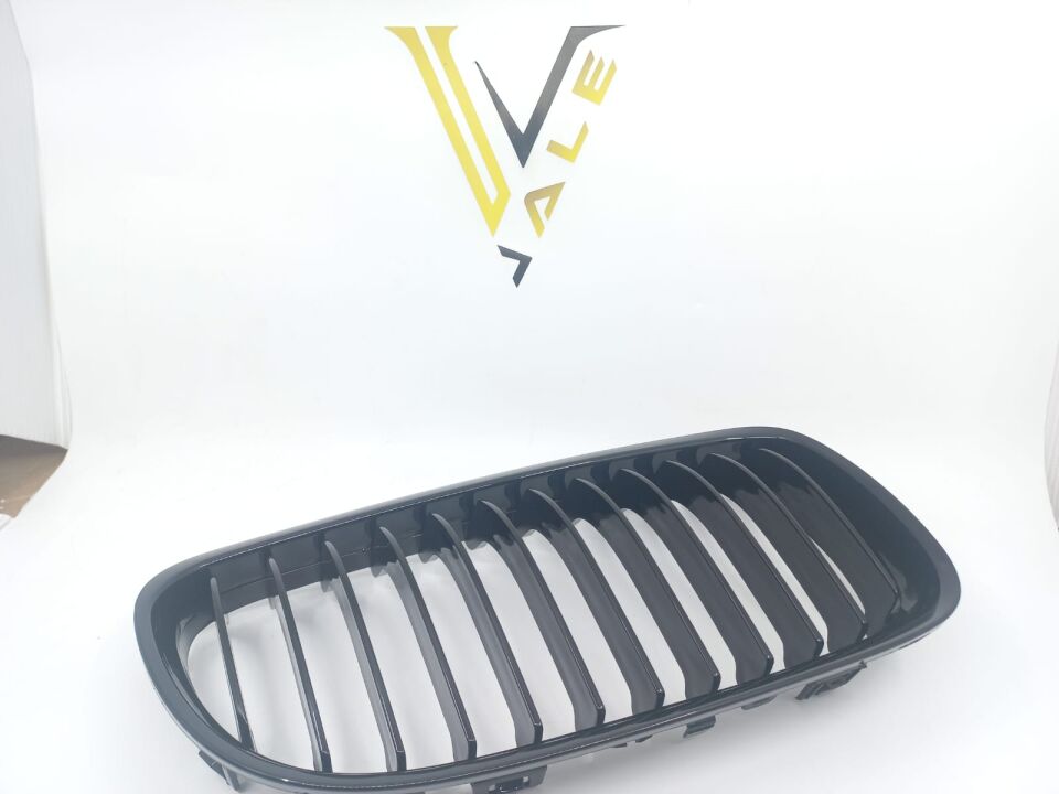 BMW 3 SERİSİ PANJUR - R -  PARLAK SİYAH - E90.LCI YAN SANAYİ