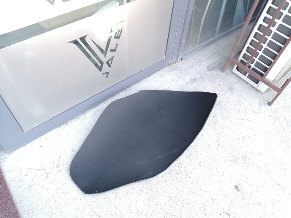 BMW 1-3 SERİSİ MOTOR KAPUT İZALASYON KEÇESİ F20.F30 YAN SANAYİ