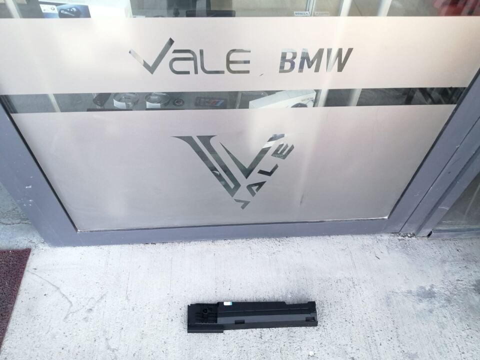 BMW 1-3 SERİSİ RADYATÖR YAN BAKALİTİ - R - F20.F30 YAN SANAYİ