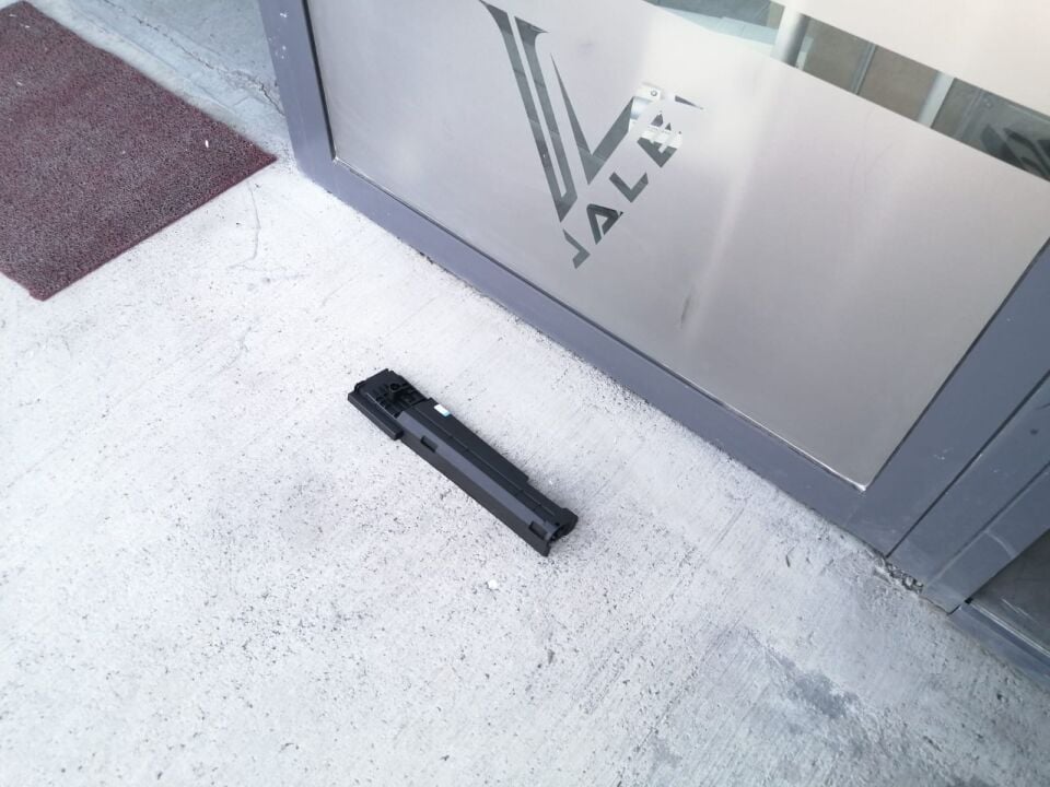 BMW 1-3 SERİSİ RADYATÖR YAN BAKALİTİ - R - F20.F30 YAN SANAYİ