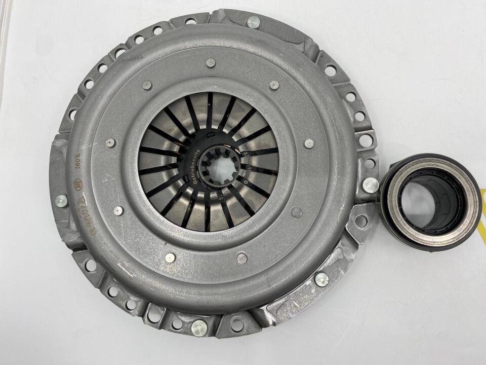 BMW 3-5 SERİSİ DEBRİYAJ SETİ 1 223 569 M40.M42.M43.E30.E36.E34 LUK